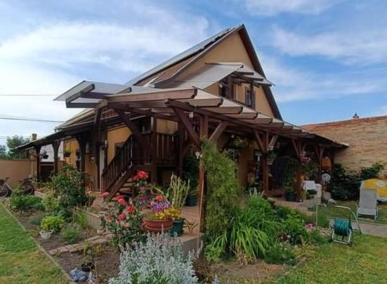Holt-Tisza Vendeghaz Hotel Szeged Bagian luar foto